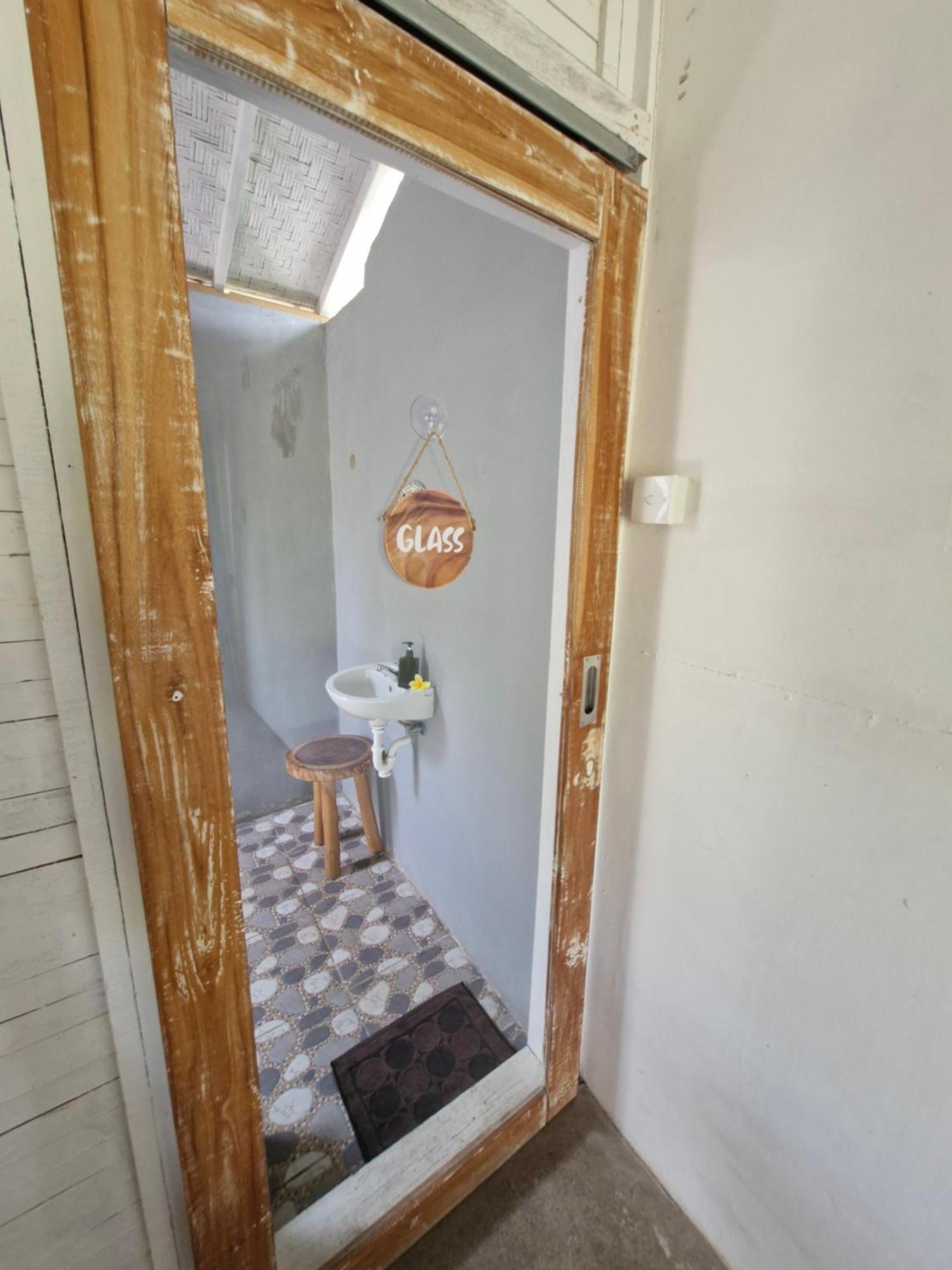 The Layar Homestay Batununggul Экстерьер фото